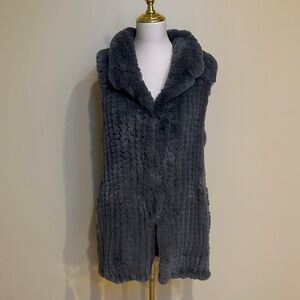 Donna Salyers Fabulous-Furs Slate Gray Faux Fur Vest Size M – Like New